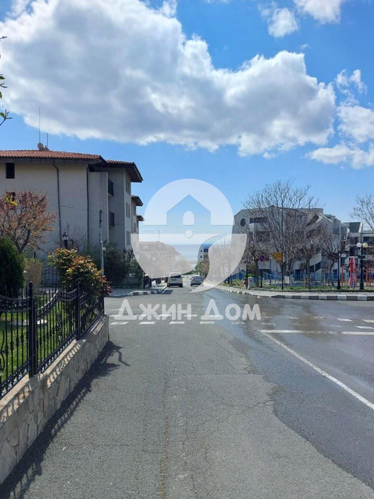 Тристаен апартамент в к-с „Воденицата“, Св. Влас - 0