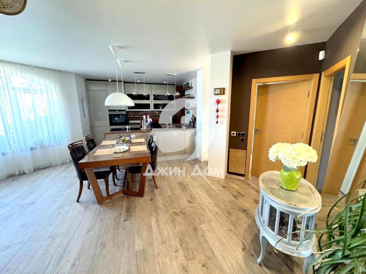 Aпартамент с ГЛЕДКА МОРЕ в к-с Парадайз Дриймс, гр. Свети Влас - 0