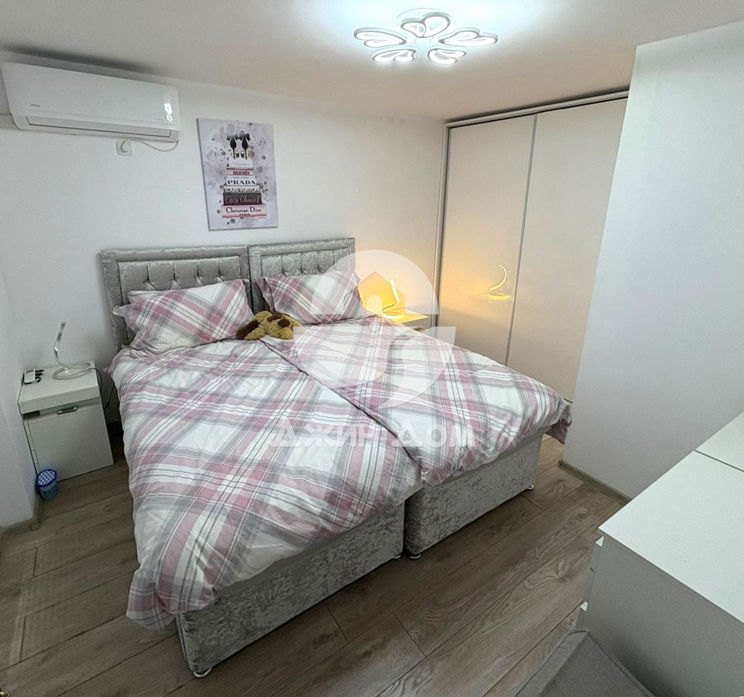 Стилен тристаен апартамент с ДВОР в гр. Свети Влас - 0