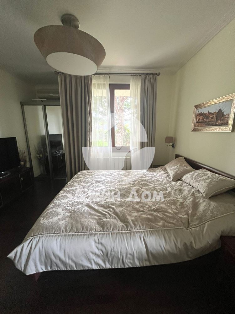 Тристаен апартамент с ГЛЕДКА МОРЕ в к-с „Роял Бей“, гр. Свети Влас - 0