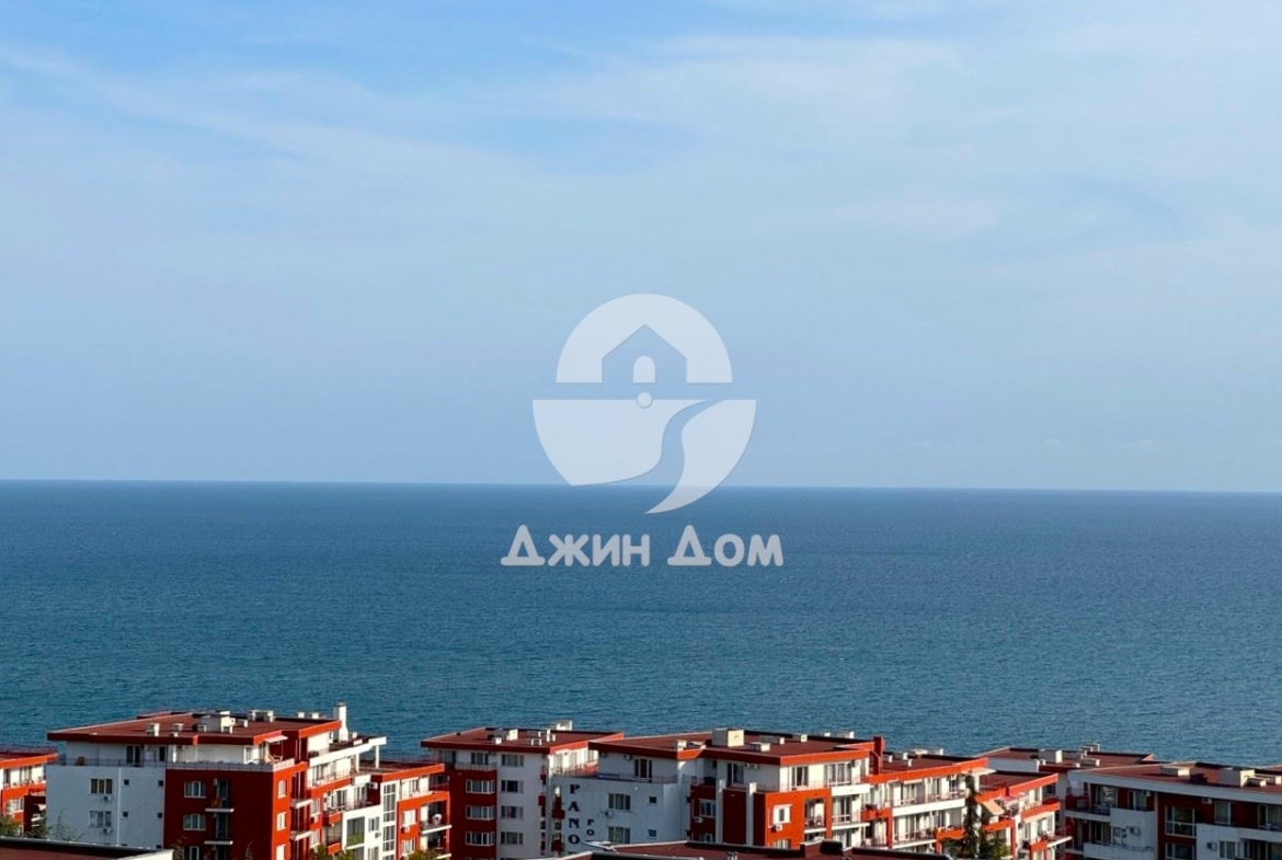 Двустаен апартамент с ПАНОРАМА МОРЕ в к-с „Краун Форт“, гр. Свети Влас - 0