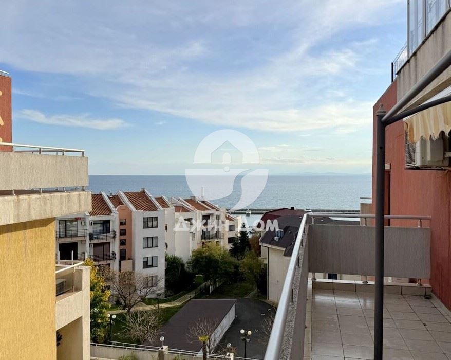 Едностаен апартамент с ГЛЕДКА МОРЕ в к-с Лазур 4, гр. Свети Влас - 0