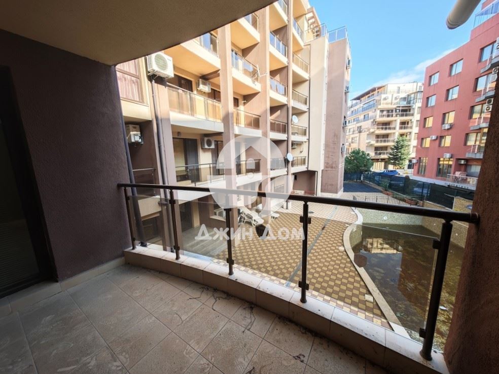 Двустаен апартамент с НИСКА ТАКСА в к-с „Парус 4“, гр. Поморие - 0