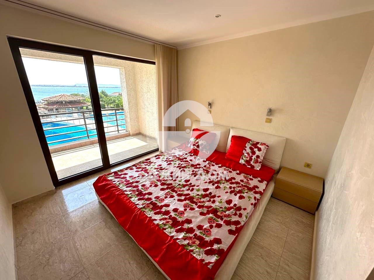 Двустаен апартамент с ПАНОРАМА МОРЕ в к-с Диамант, гр. Свети Влас - 0