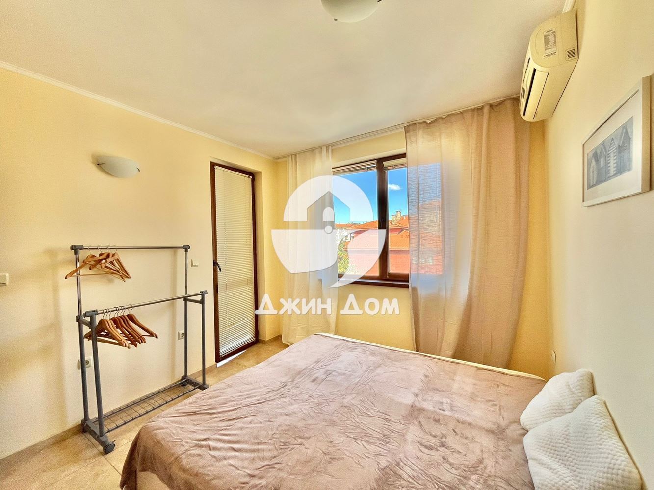 Четиристаен апартамент в к-с „Аполон“, с. Равда - 0