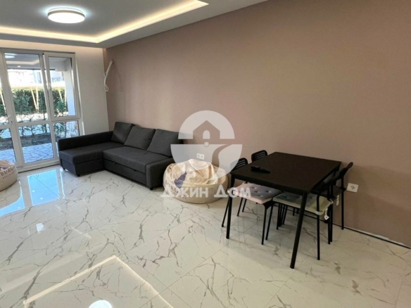 Двустаен апартамент с ДВОР в к-с „Бей Вю Фемили 2“, кв. Сарафово - 0