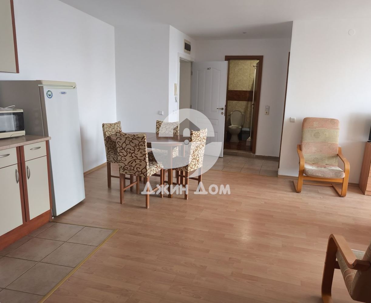 Тристаен с ГЛЕДКА МОРЕ в к-с „Марина Вю Форт Бийч“, к.к. Елените - 0