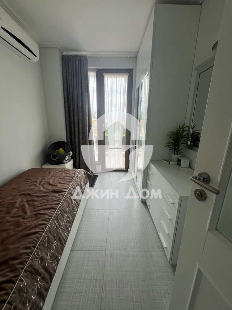 Тристаен апартамент с ГЛЕДКА МОРЕ в к-с „Роял Бей“, гр. Свети Влас - 0