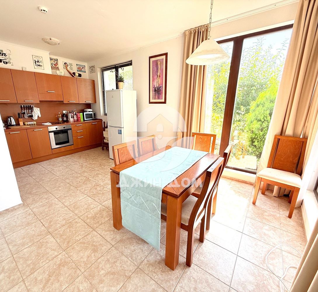 Просторна двуетажна къща в к-с „Бей Вю Вилас“, с. Кошарица - 0