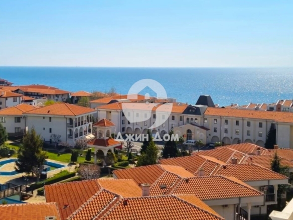 Тристаен апартамент с ПАНОРАМА МОРЕ в к-с „Феникс“, гр. Свети Влас - 0