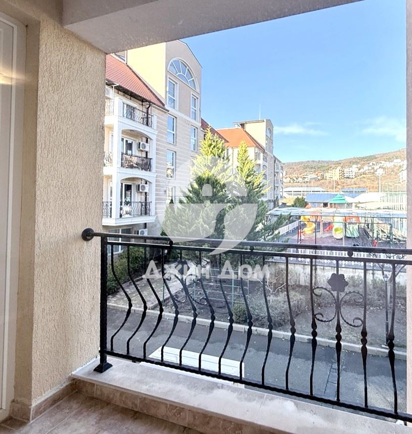 Едностаен апартамент с ПАНОРАМА ПЛАНИНА в к-с Макон Резидънс, Св. Влас - 0