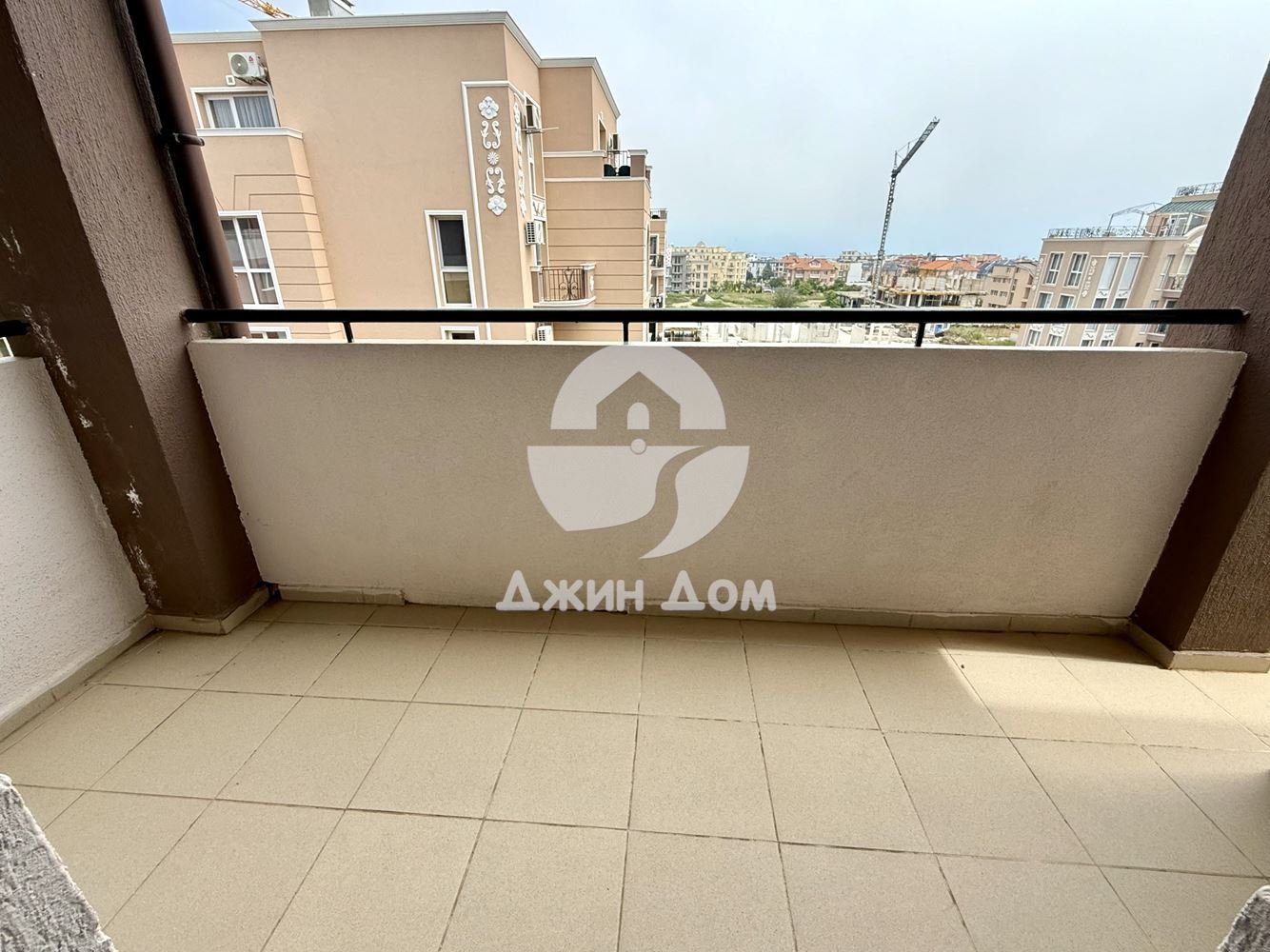 Двустаен апартамент в жилищна сграда БЕЗ ТАКСА, с. Равда - 0