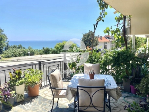 Четиристаен апартамент в жилищна сграда с ГЛЕДКА МОРЕ, гр. Свети Влас - 0