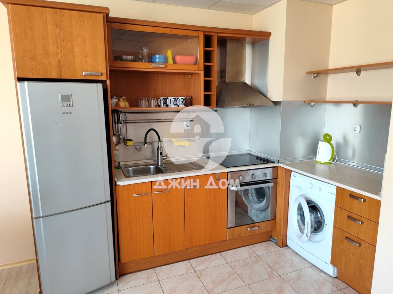 Тристаен апартамент в жилищна сграда с НИСКА ТАКСА, гр. Ахелой - 0