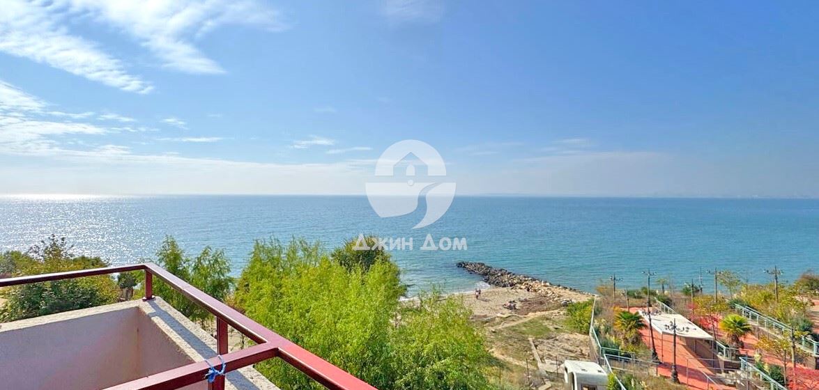 Двустаен апартамент с ПАНОРАМА МОРЕ в к-с Марина Вю Форт Бийч,Св. Влас - 0