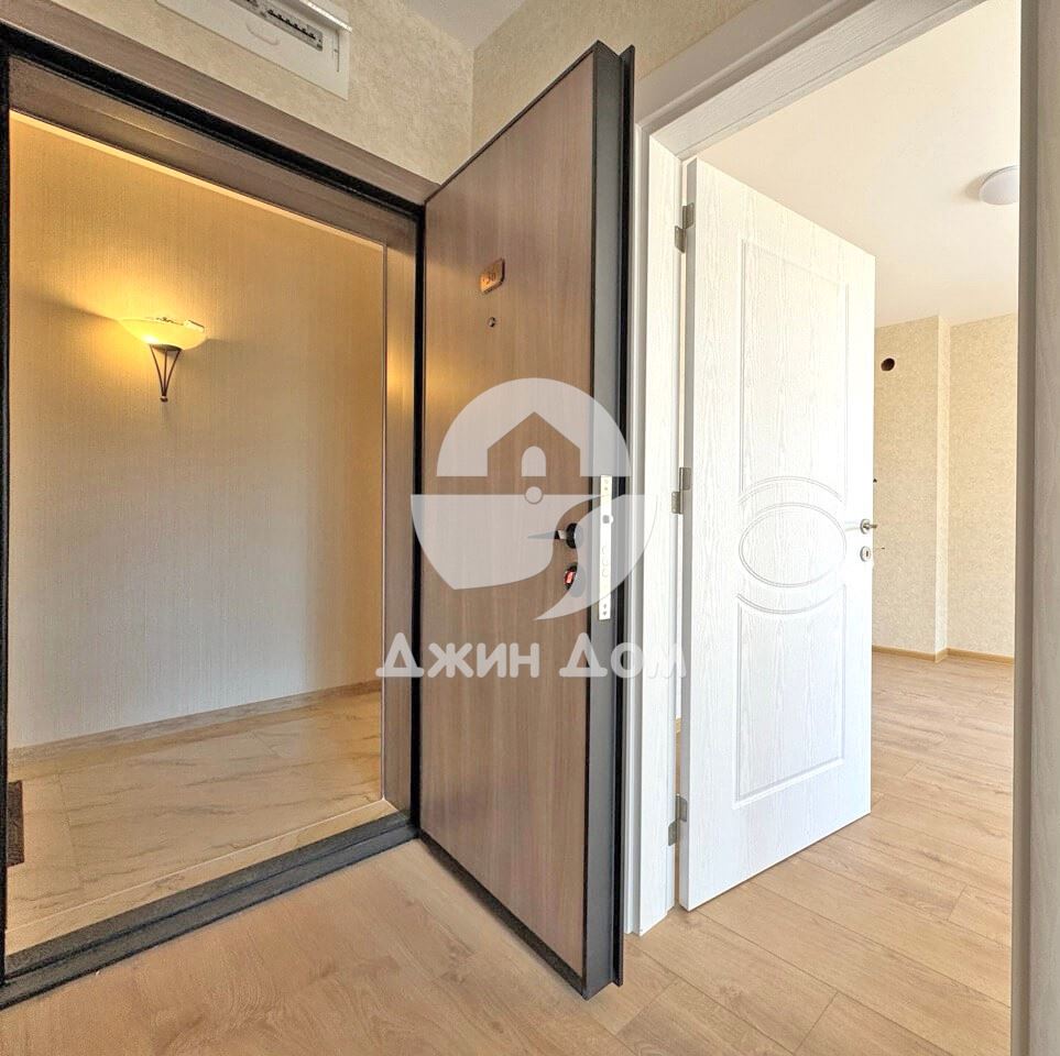 Просторен двустаен апартамент в к-с Афродита Грийн, к.к. Слънчев бряг - 0