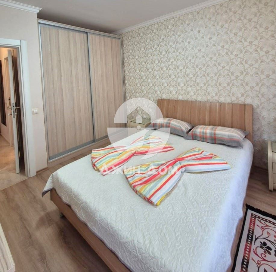 Апартамент с ЧАСТИЧНА ГЛЕДКА МОРЕ И ПЛАНИНА във Вила Флоренция,Св.Влас - 0