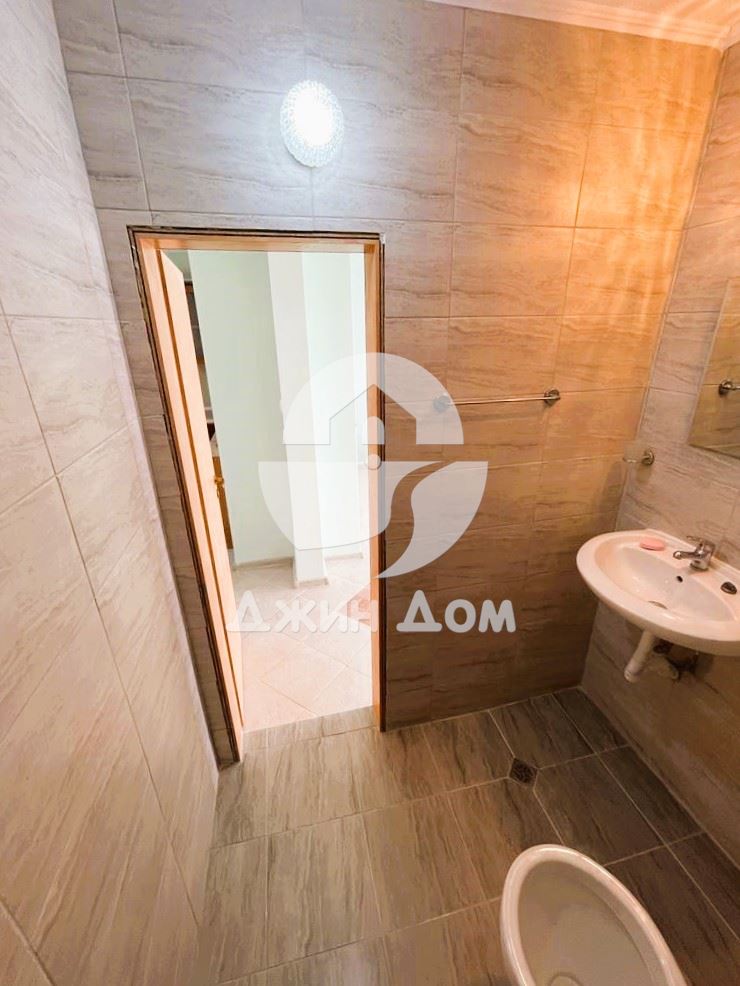 Тристаен пентхаус с ПАНОРАМА МОРЕ в к-с „Оазис“, с. Равда - 0