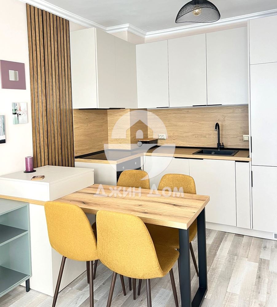 Просторен двустаен апартамент БЕЗ ТАКСА в к-с „Вила Венеция“, Св. Влас - 0