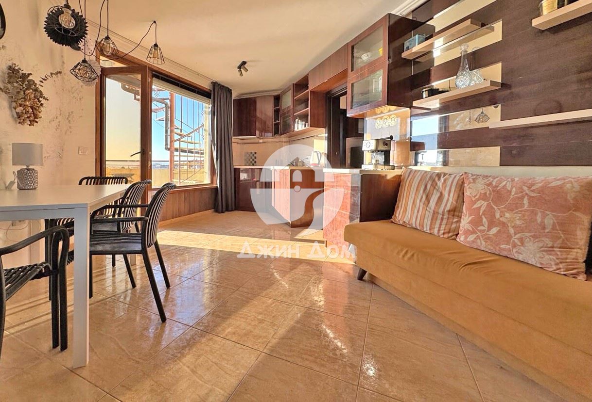 Просторен двустаен апартамент в к-с „Антония“, гр. Свети Влас - 0