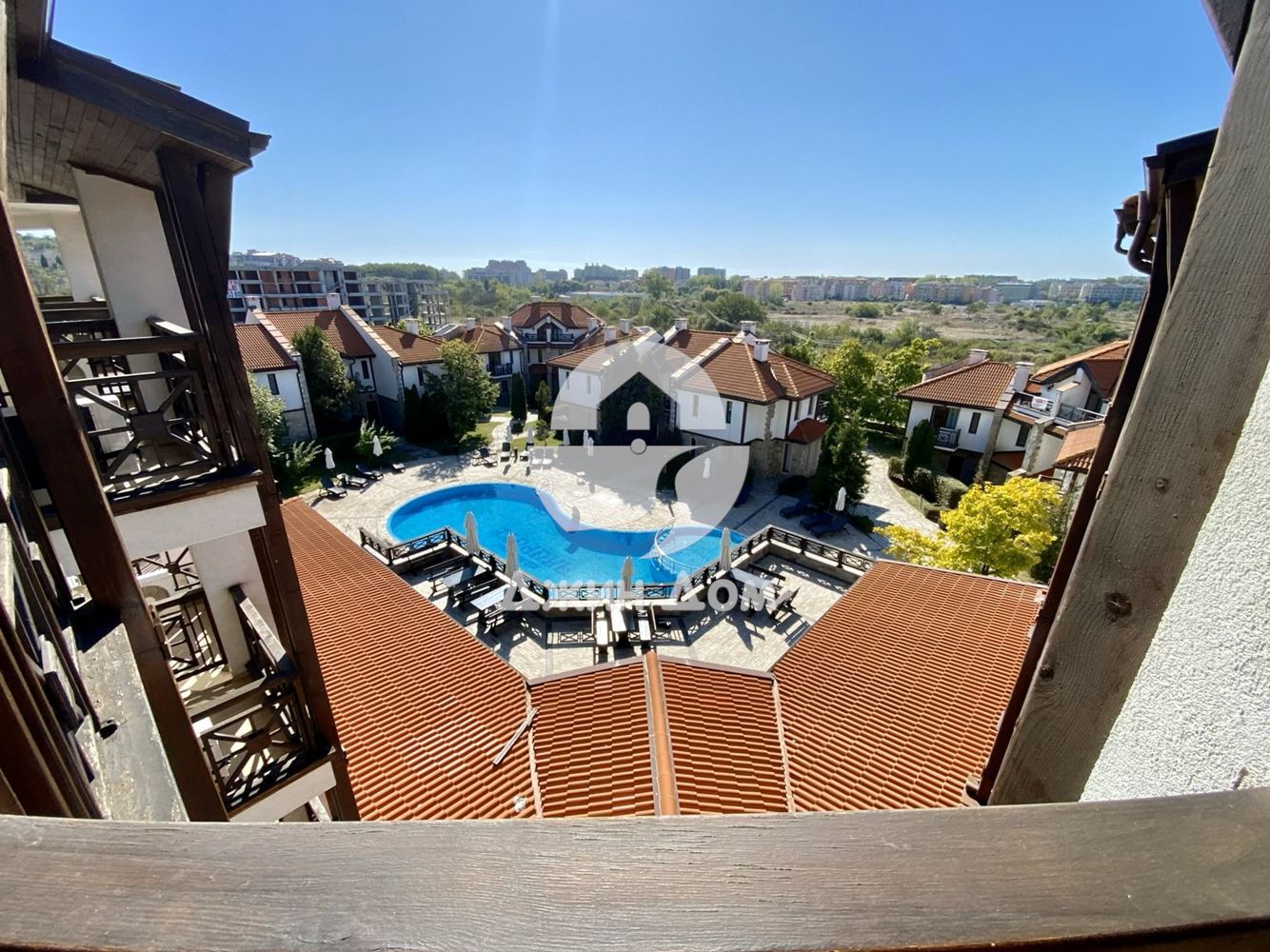 Просторен едностаен апартамент в к-с „Чаирите“, с. Кошарица - 0