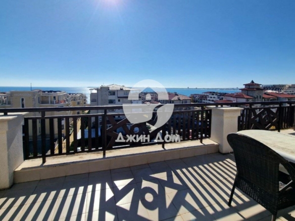 Двустаен апартамент с ГЛЕДКА МОРЕ и ПЛАНИНА в к-с Роял Палм, Св. Влас - 0