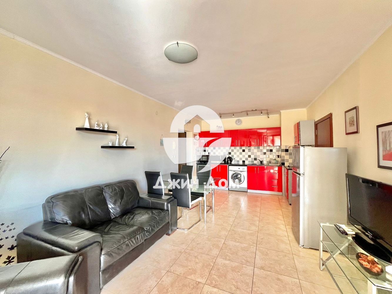 Четиристаен апартамент в к-с „Аполон“, с. Равда - 0