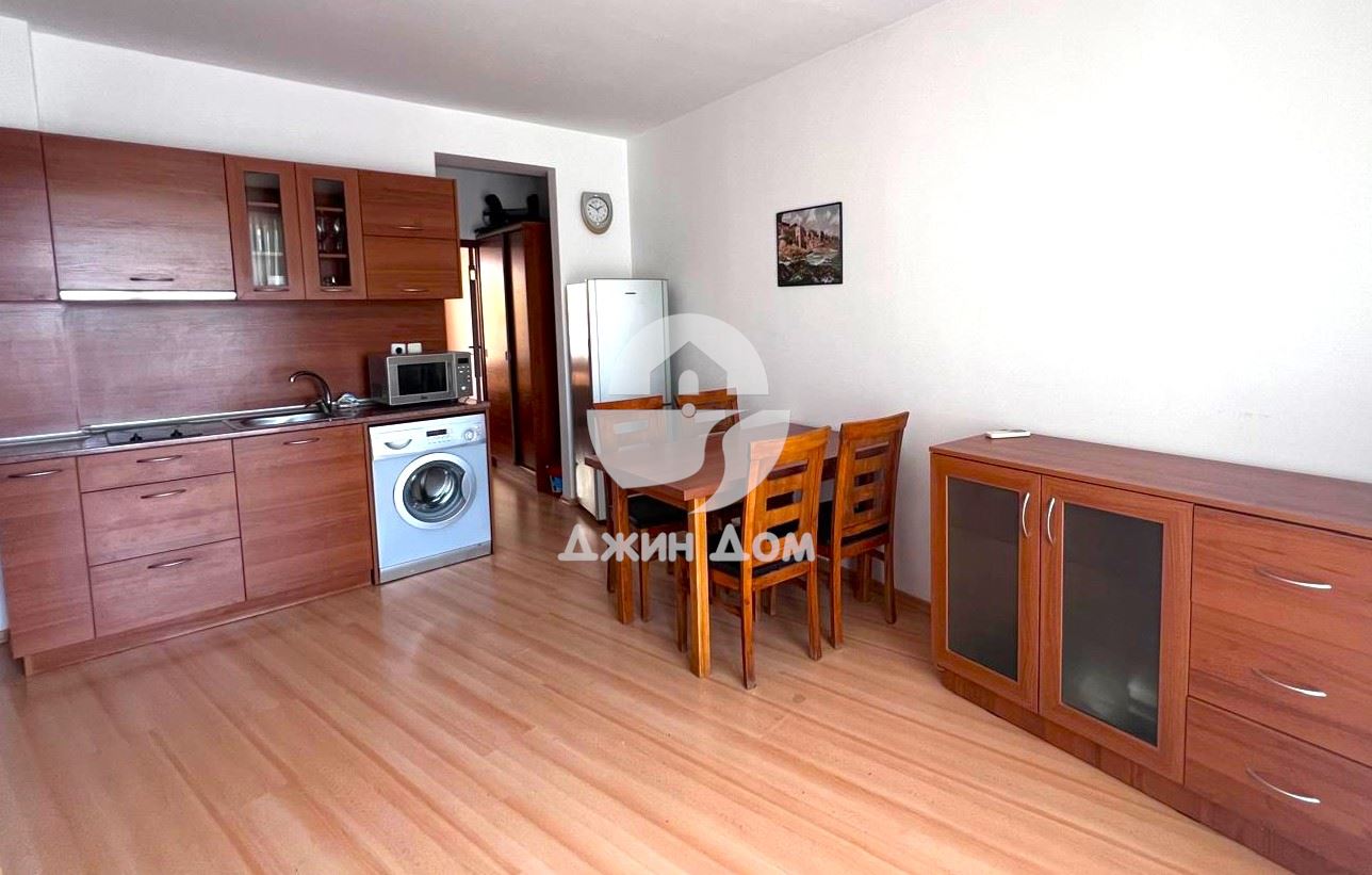 Двустаен апартамент в к-с „Съни Дей 3 Премиум”, к.к. Слънчев бряг - 0