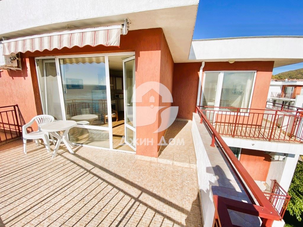 Апартамент с ПАНОРАМА МОРЕ и ПЛАНИНА в Привилидж Форт Бийч, Елените - 0