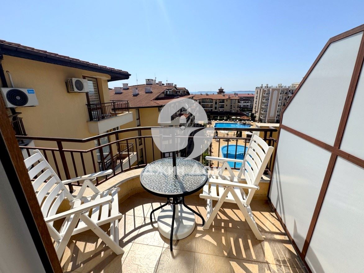 Тристаен апартамент с ГЛЕДКА МОРЕ в к-с Аква Дриймс, гр. Свети Влас - 0