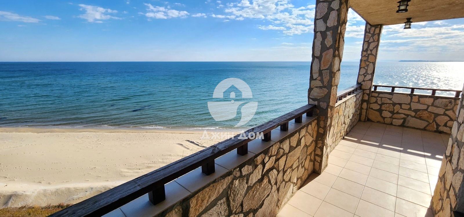 Четиристаен пентхаус с ПАНОРАМА МОРЕ в к-с Етъра 1, гр. Свети Влас - 0