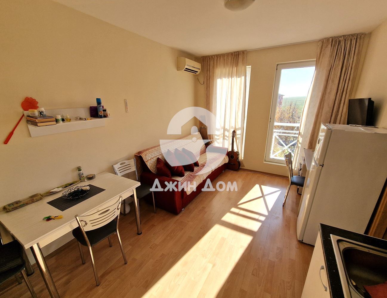 Двустаен апартамент в к-с „Съни Дей 6“, к.к. Слънчев бряг - 0