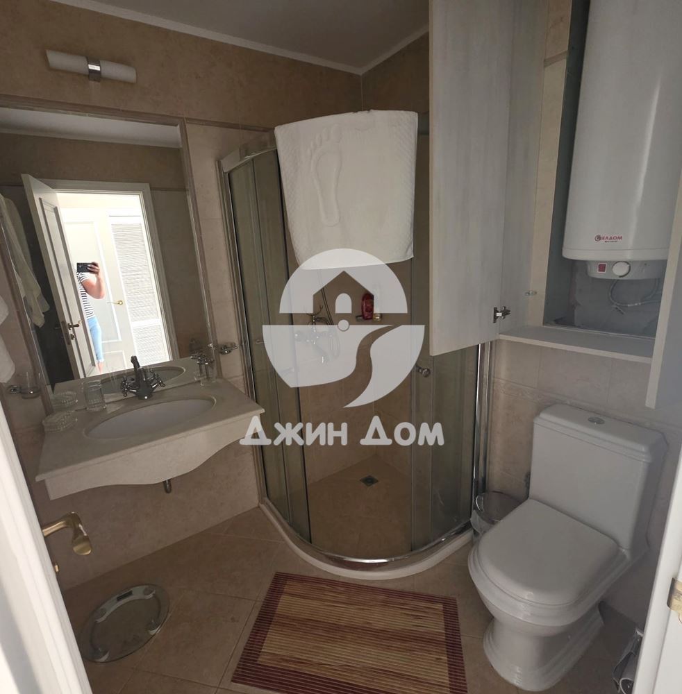 Тристаен апартамент с ГЛЕДКА МОРЕ в к-с Флорес Гарден, гр. Черноморец - 0