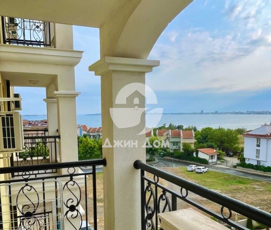 Двустаен апартамент с ГЛЕДКА МОРЕ в к-с “Морски Бряг”, гр. Свети Влас - 0