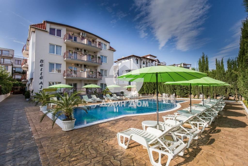 Просторен двустаен апартамент в к-с Белл Еър, гр. Свети Влас - 0