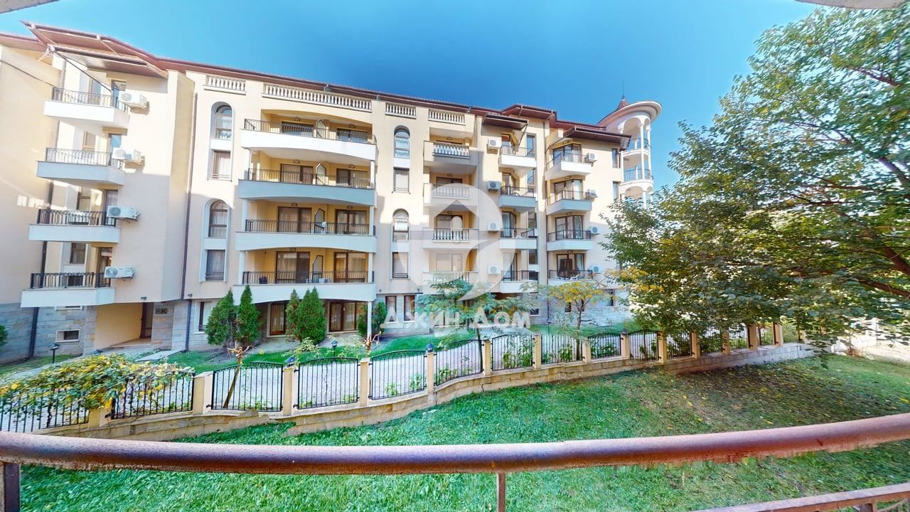 Просторен обзаведен двустаен апартамент в к-с „Авалон“, Слънчев Бряг - 0