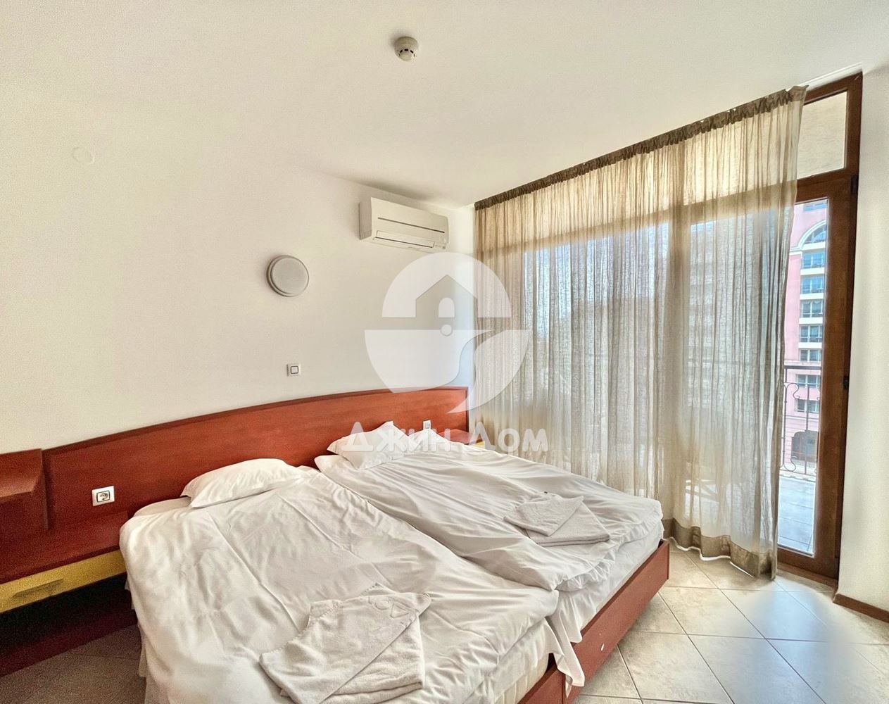 Просторен двустаен апартамент в к-с „Посейдон“, к.к Слънчев бряг - 0