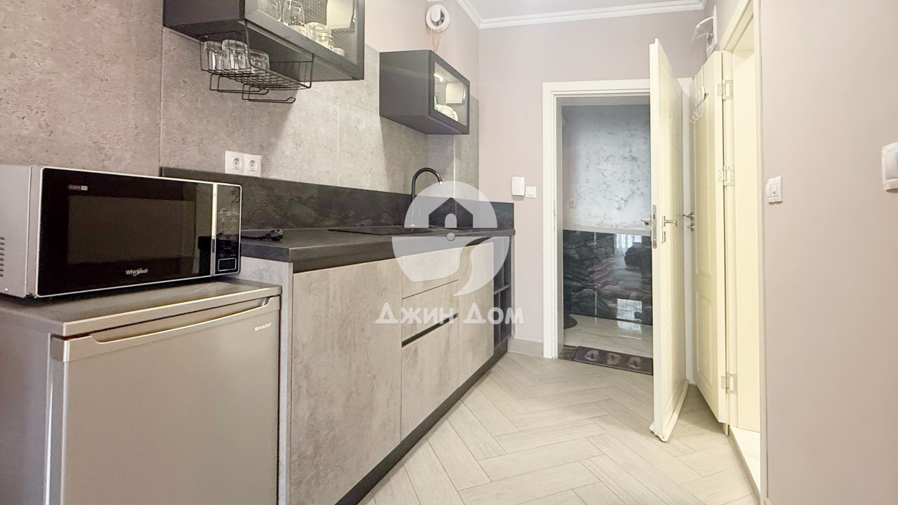 Едностаен апартамент в к-с „Валенсия Гардънс“, гр. Несебър - 0