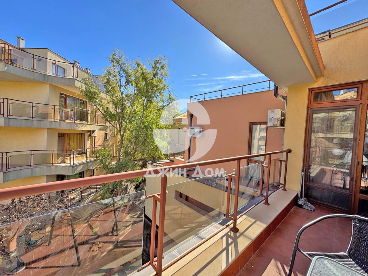 Стилен двустаен апартамент в к-с „Антония“, гр. Свети Влас - 0