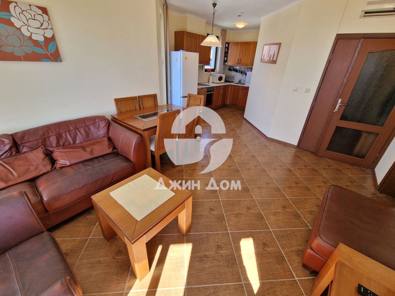 Тристаен апартамент в к-с “Бей Вю Вилас“, с. Кошарица - 0