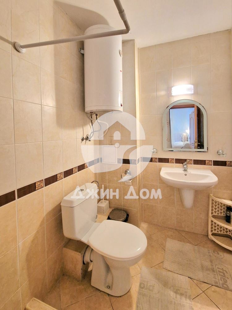 Просторен двуетажен таунхаус в к-с „Вили Монтемар“, с. Кошарица - 0