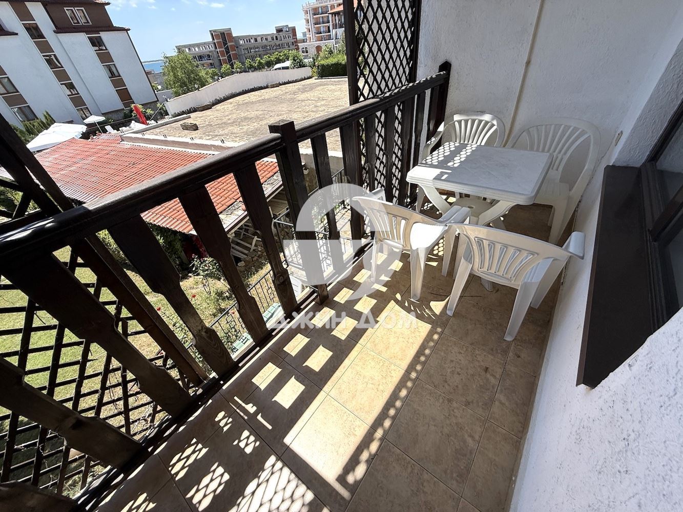 Тристаен апартамент с ГЛЕДКА МОРЕ в к-с „Воденицата“, Св. Влас - 0