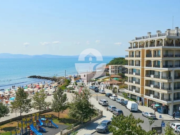 Стилни едностайни апартаменти с ПАНОРАМА МОРЕ в к-с „Пенелопа Палас“ - 0