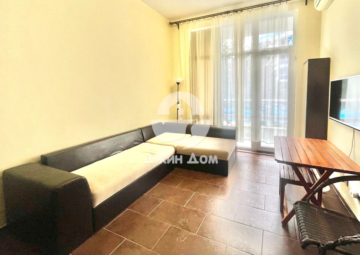 Просторен едностаен апартамент в к-с „ОДИСЕЙ“, гр. Несебър - 0