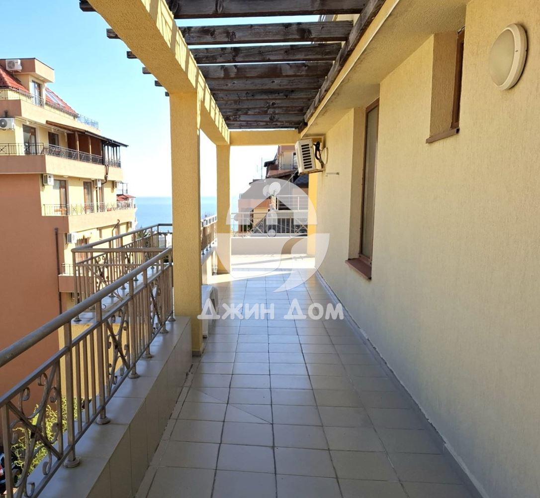 Тристаен апартамент с ГЛЕДКА МОРЕ в к-с Сиана 2, гр. Свети Влас - 0