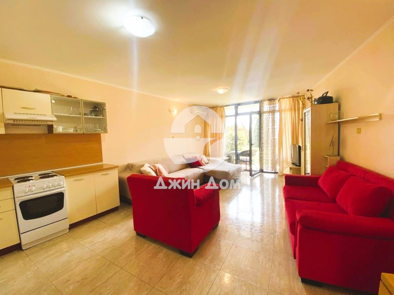 Двустаен апартамент с ГЛЕДКА МОРЕ в к-с Диамант, гр. Свети Влас - 0