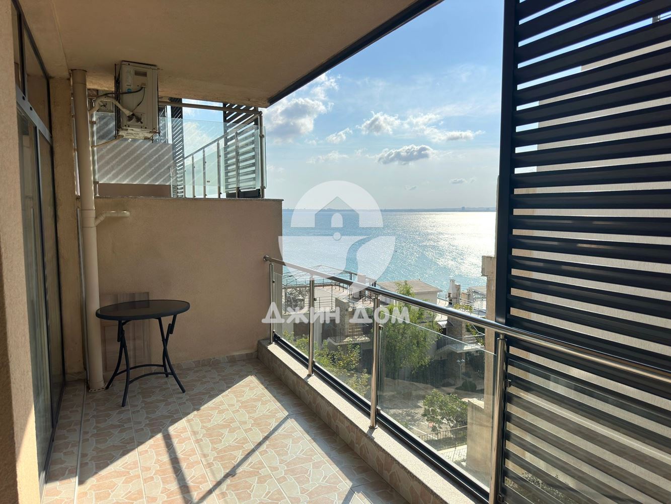 Двустаен апартамент с ПАНОРАМА МОРЕ в к-с „Долче Вита 2“, гр. Свети Влас - 0