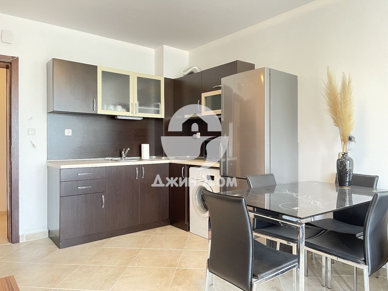 Двустаен апартамент в жилищна сграда БЕЗ ТАКСА, с. Равда - 0