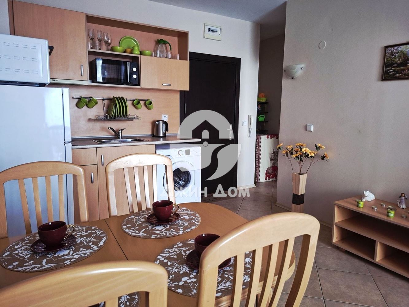 Просторен двустаен апартамент в к-с „Сънсет Бийч 4“, к.к. Слънчев бряг - 0