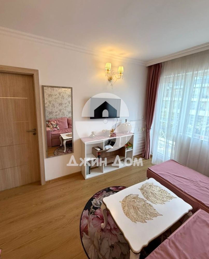 Двустаен апартамент в Суит Хоумс 6, к.к. Слънчев бряг - 0